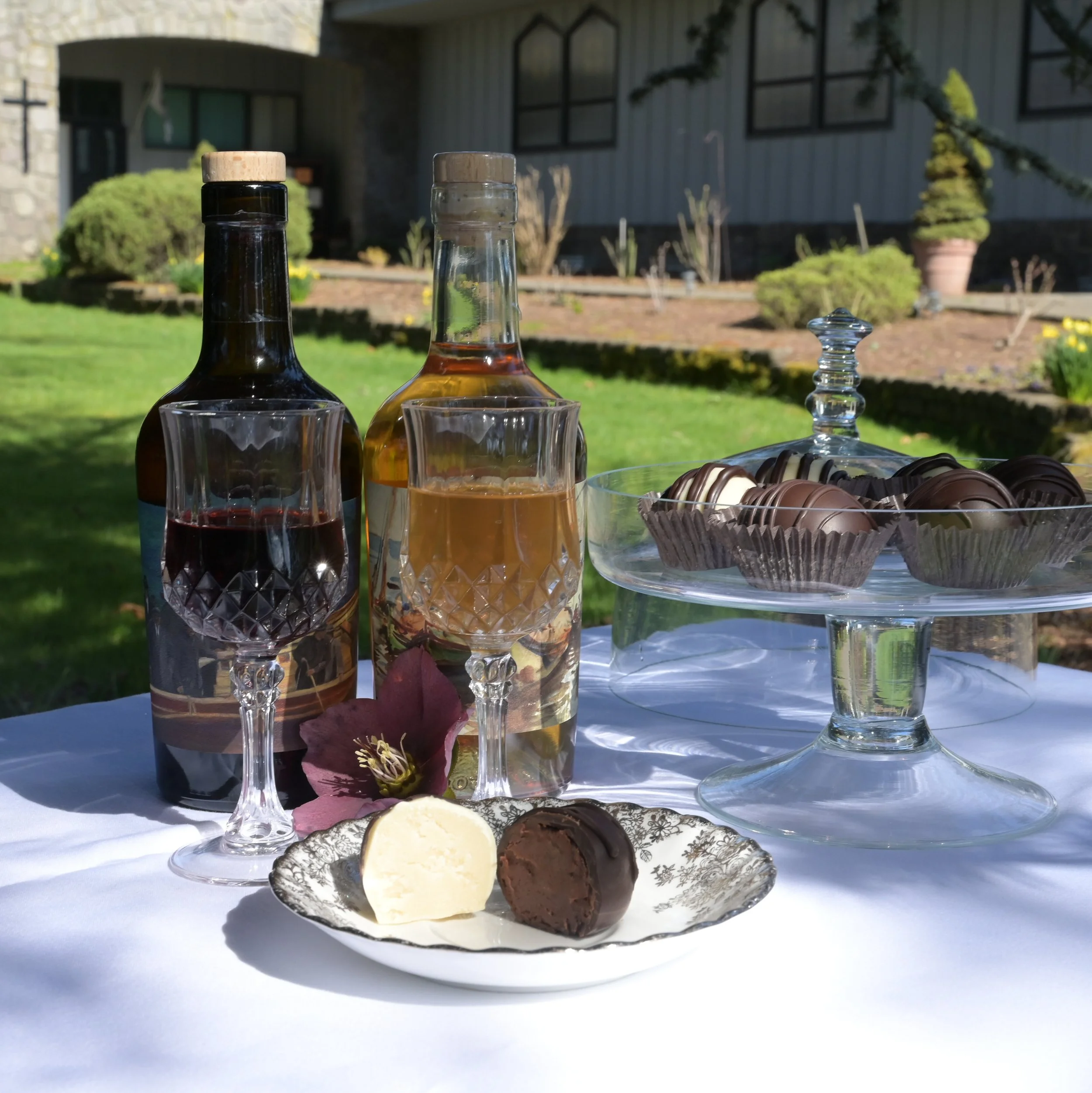 [I..]アルバンギルメ BTE 8 chocolats 2点 Coelho Port Truffles — Artisan Chocolate from the Brigittine Monks